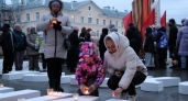 В Коми выложили надпись “Я помню! Я горжусь!” из множества свечей